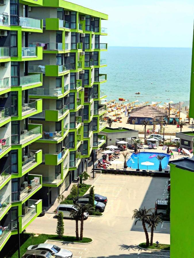 Mur Apartament Alezzi Beach Resort Năvodari Exteriér fotografie