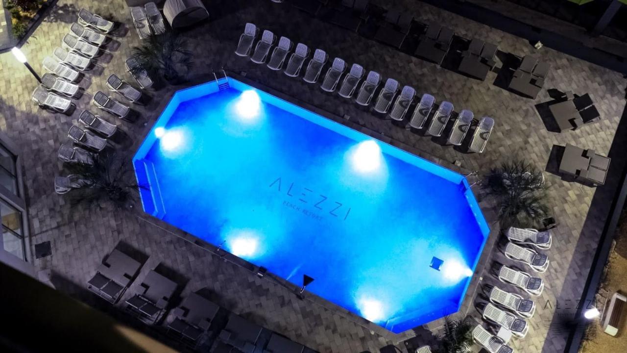 Mur Apartament Alezzi Beach Resort Năvodari Exteriér fotografie